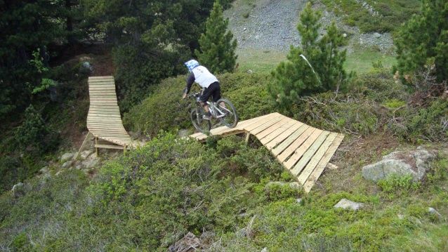 nouvelle passerelle VTT descente chamrousse